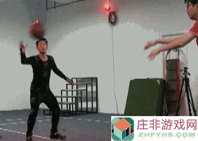 街球艺术：凌枫飘逸技巧全攻略！教你秒变球场战神